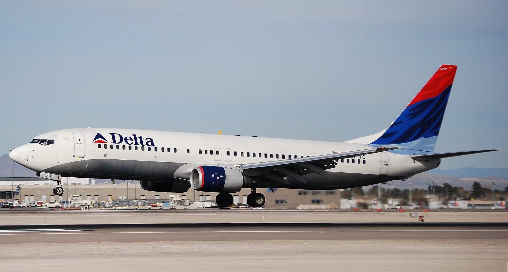 N3737C — Boeing