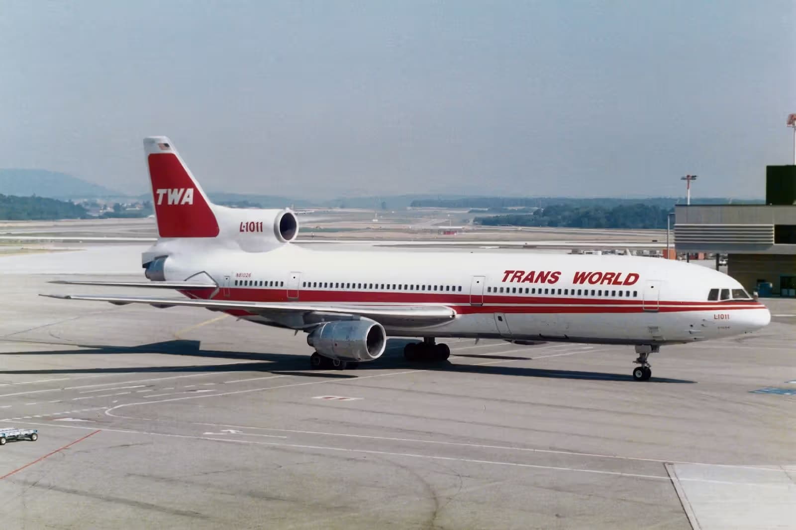 N81026 — Lockheed