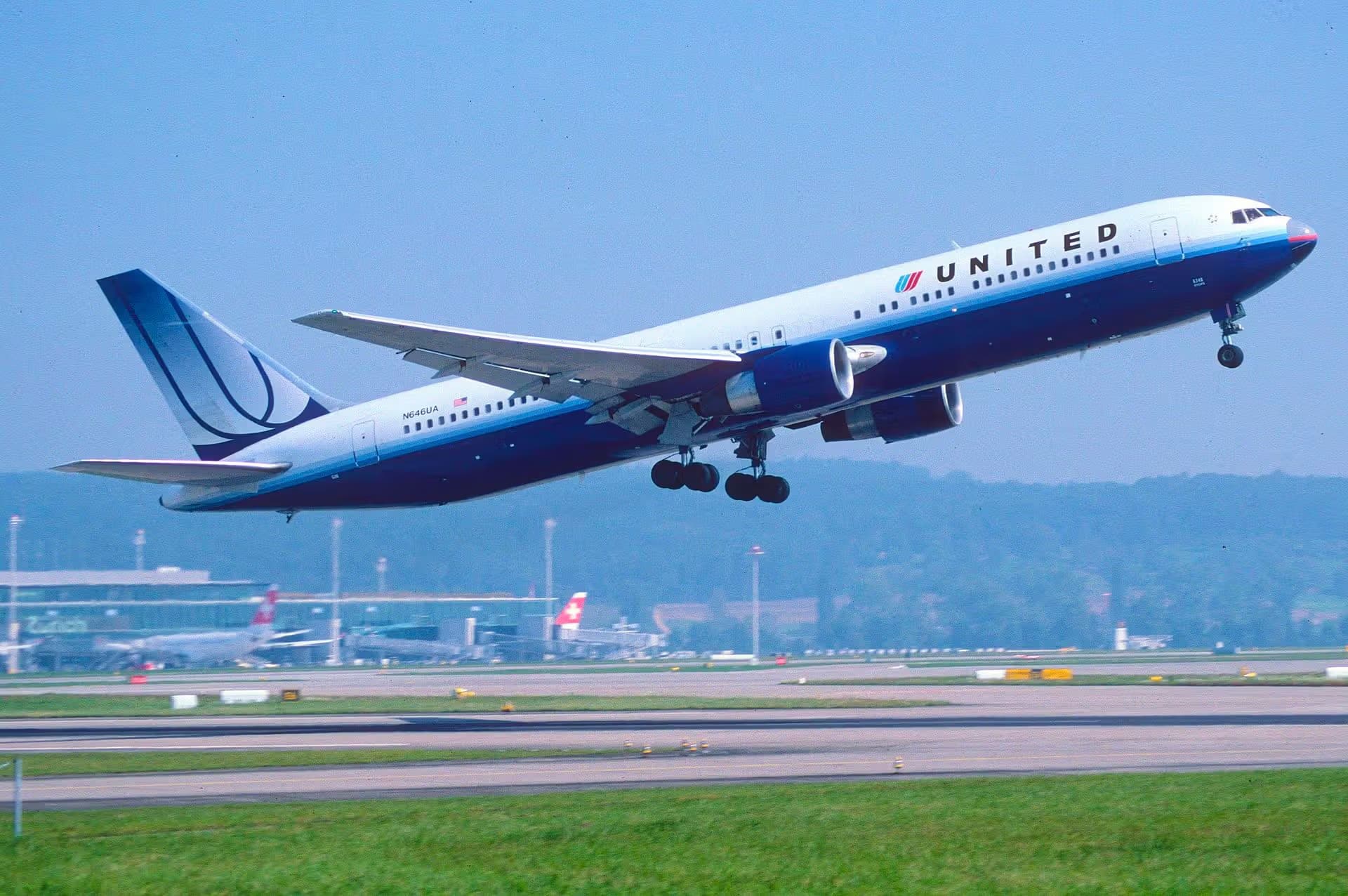 N646UA — Boeing