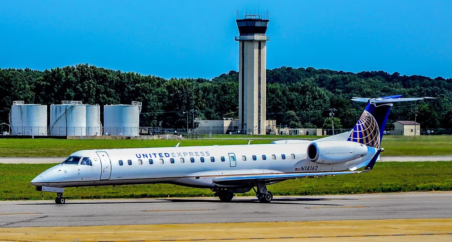 N14162 — Embraer