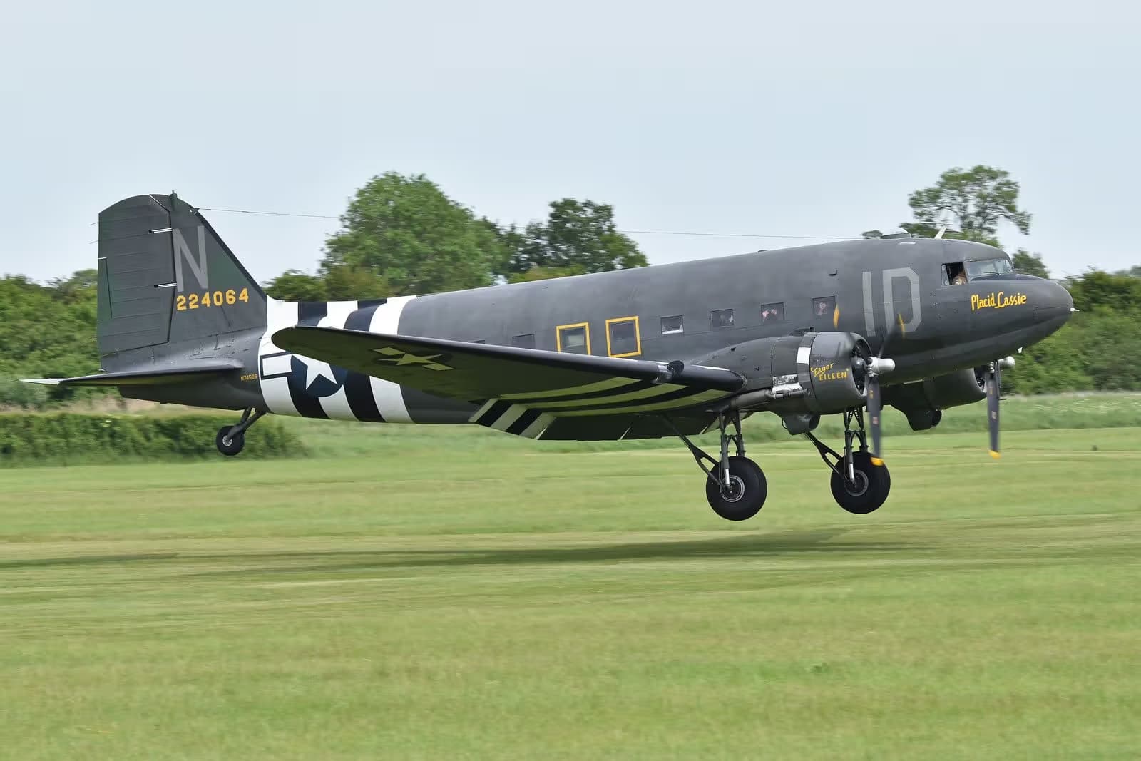 N74589 — Aircraft