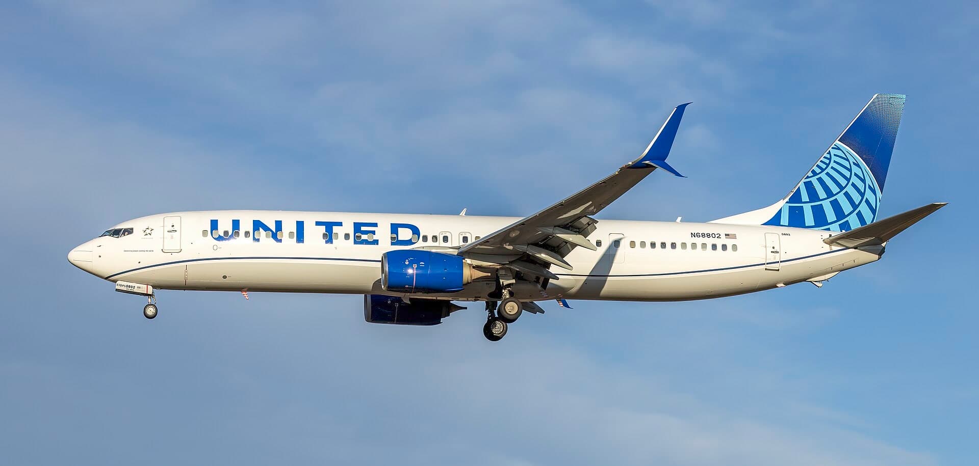 N68802 — Boeing