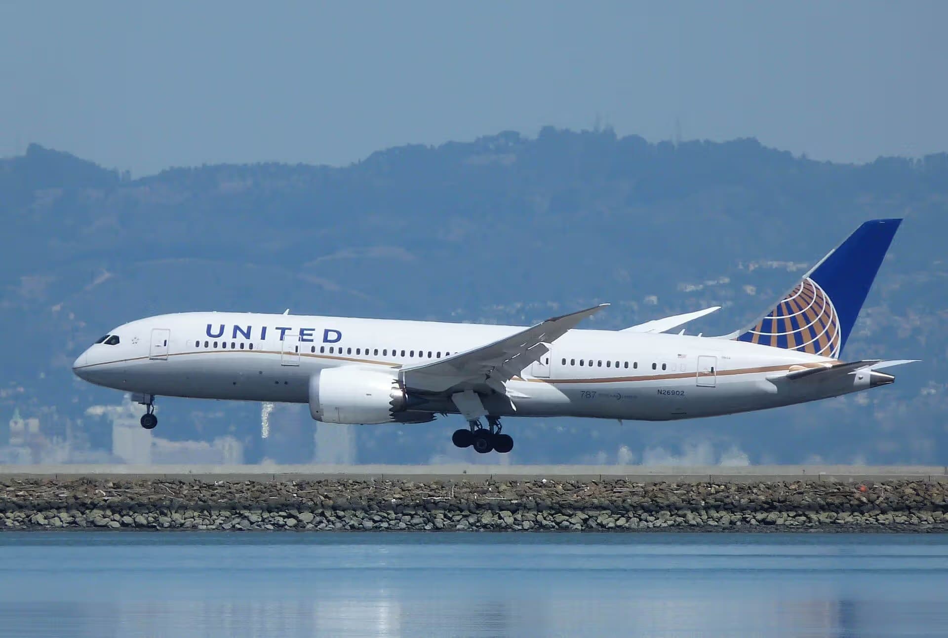 N26902 — Boeing