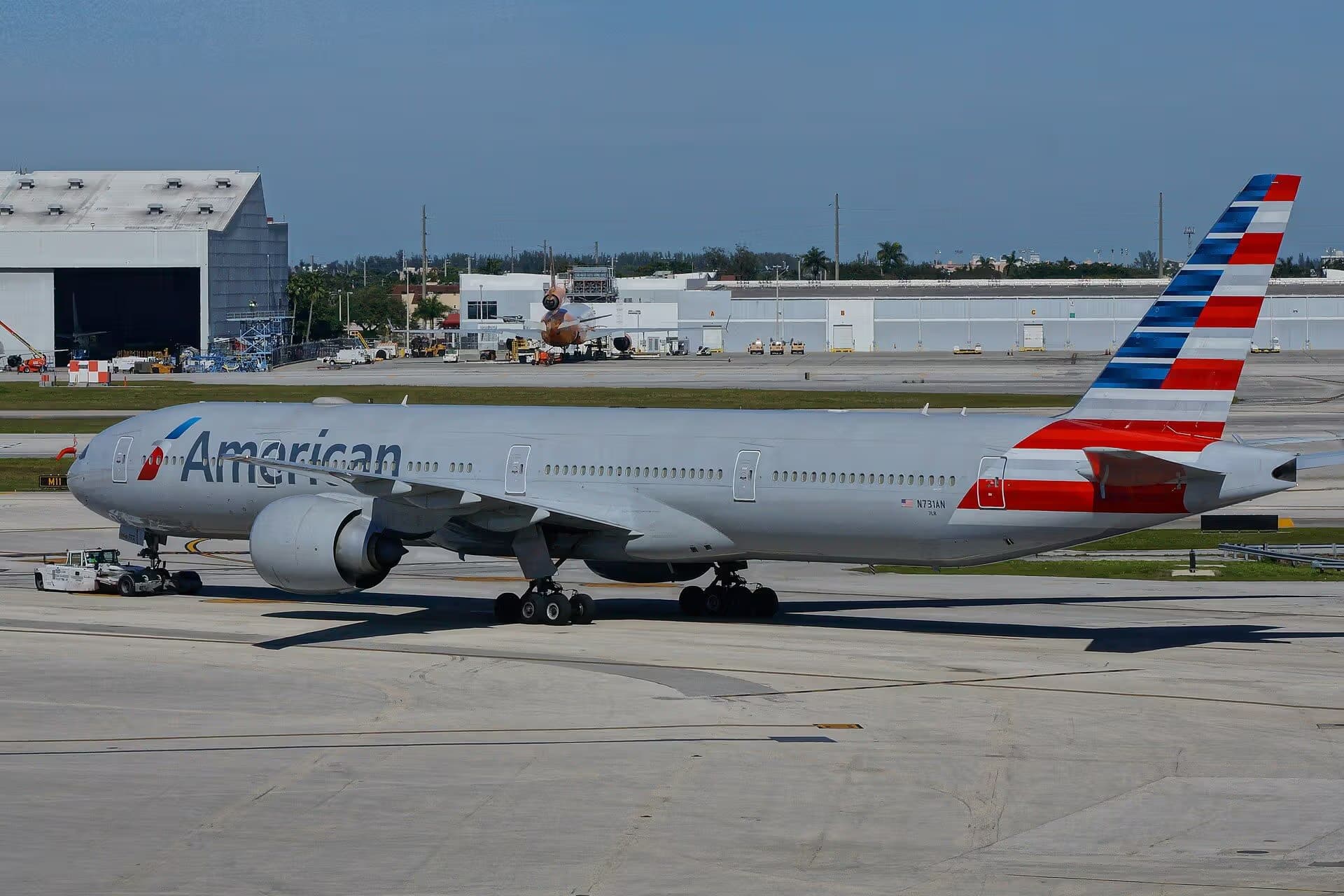 N731AN — Twin-engine aircraft