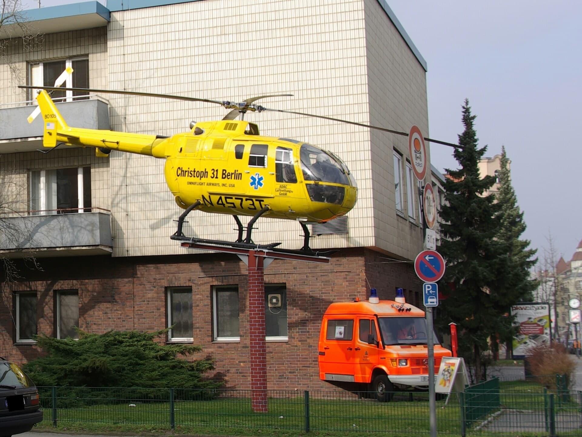 N4573T — Helicopter