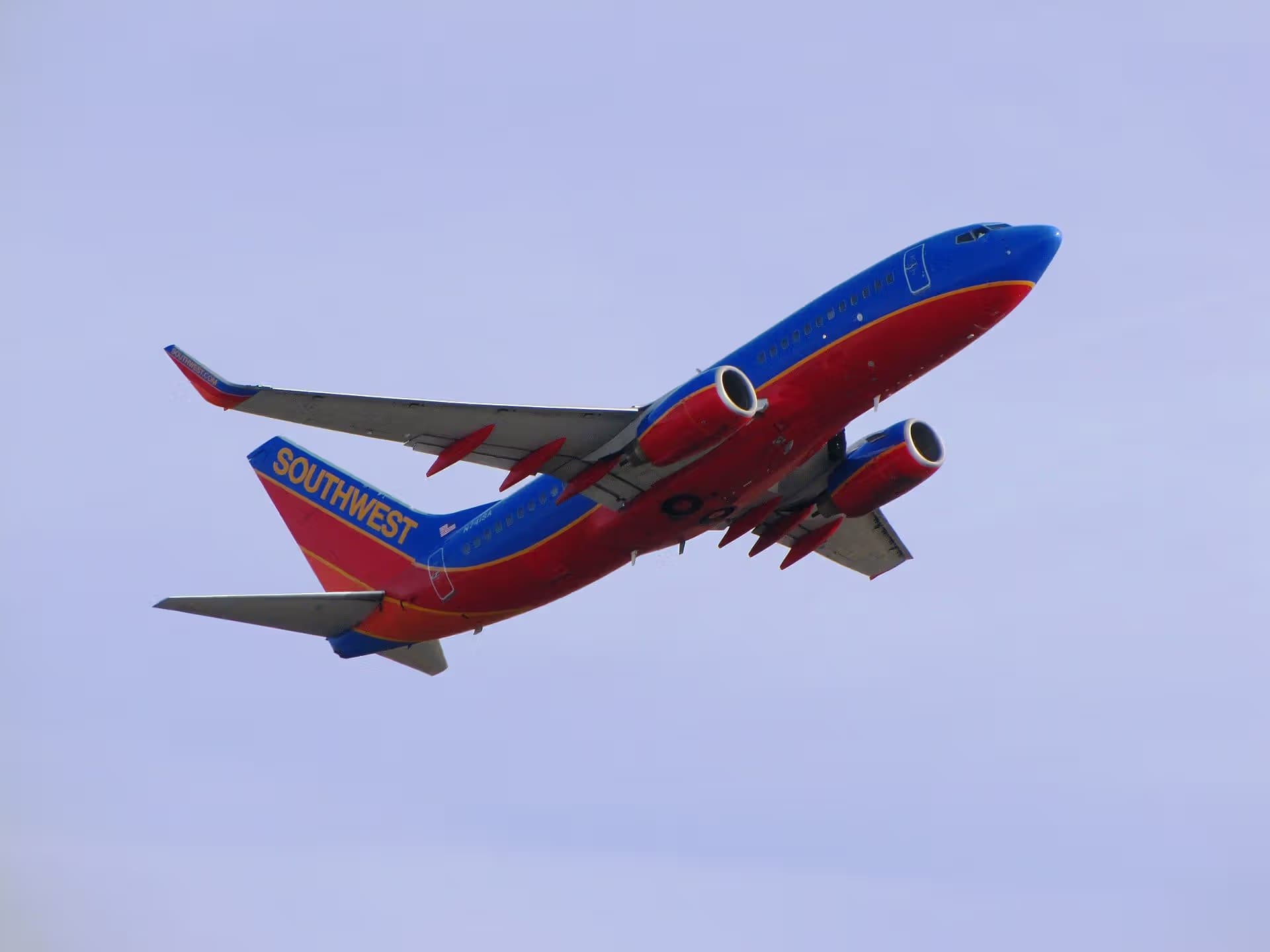 N741SA — Twin-engine aircraft