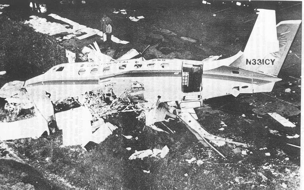 N331CY — Twin-engine aircraft
