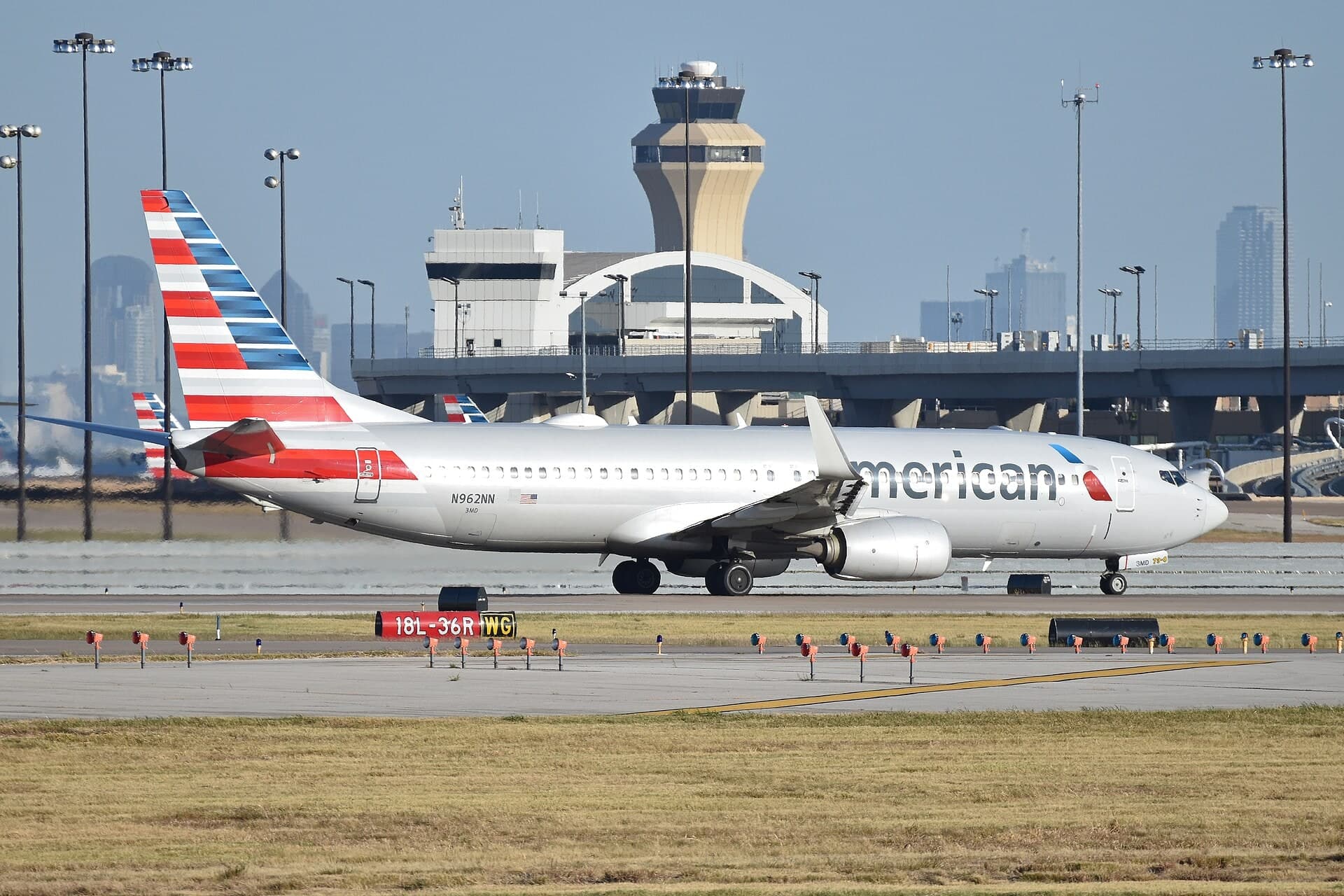 N962NN — Boeing