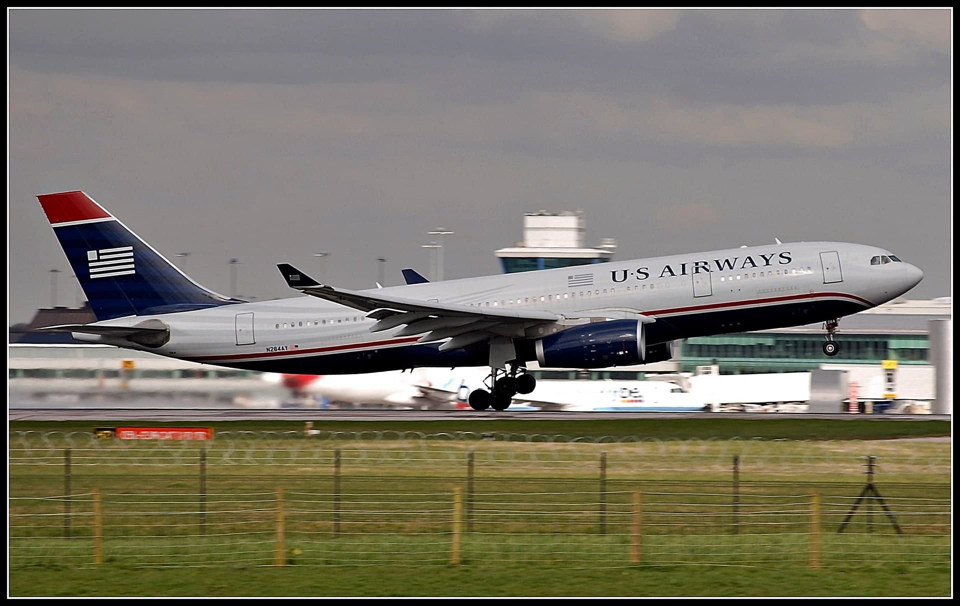 N284AY — Airbus