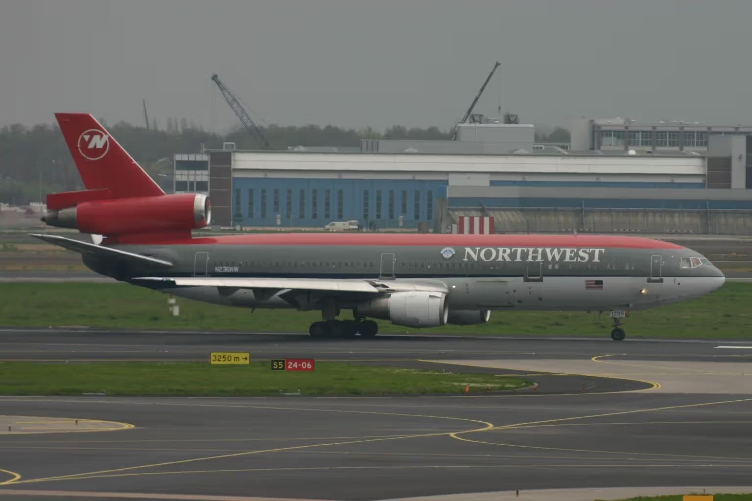 N236NW — Aircraft