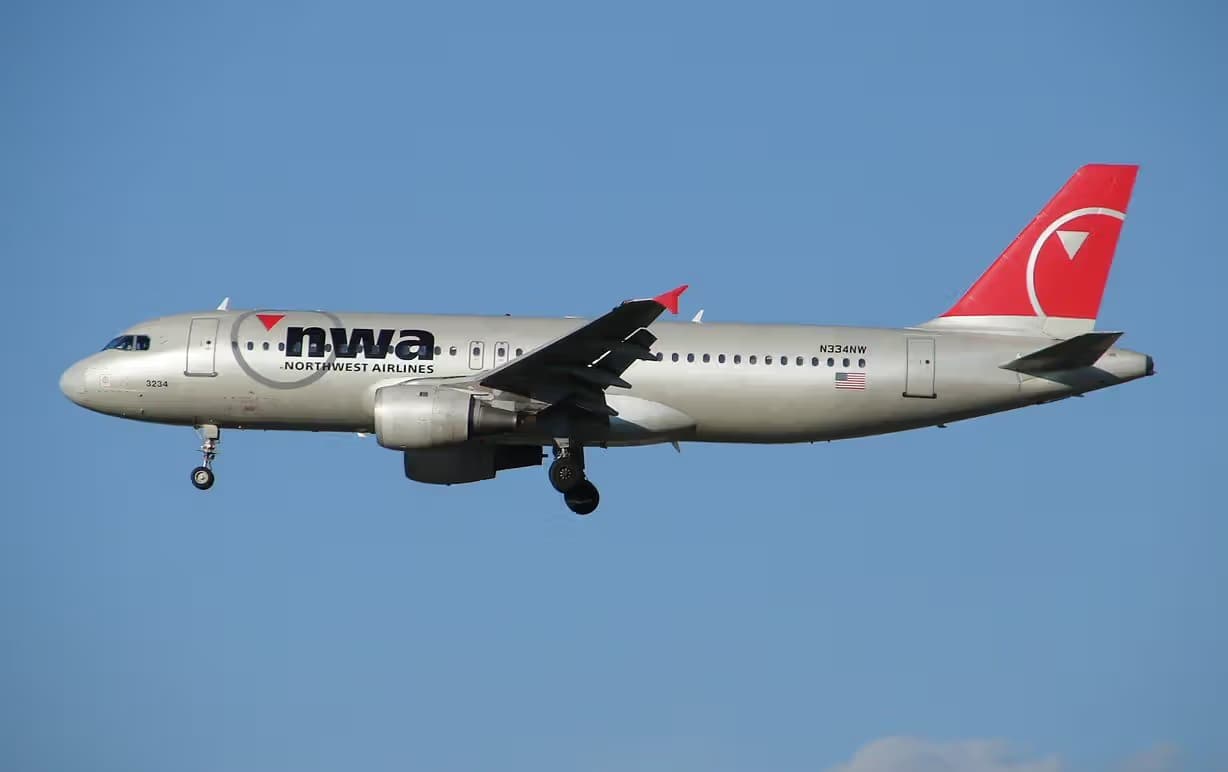 N334NW — Airbus