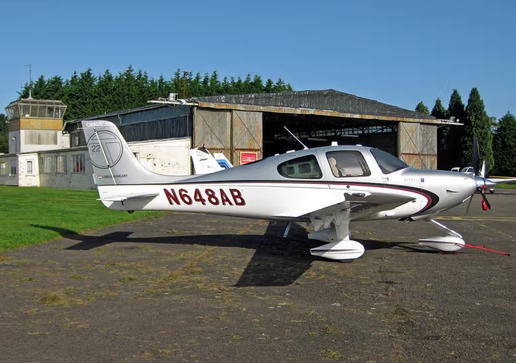 N648AB — Cirrus