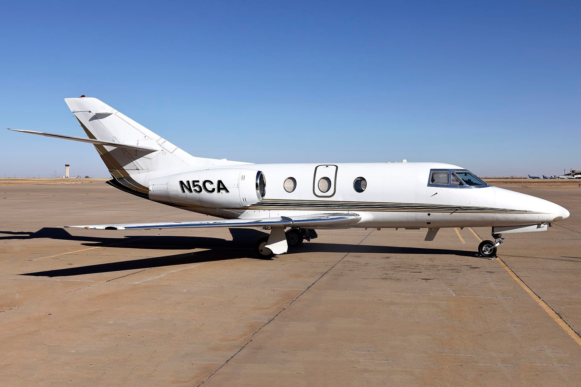 N5CA — Business jet