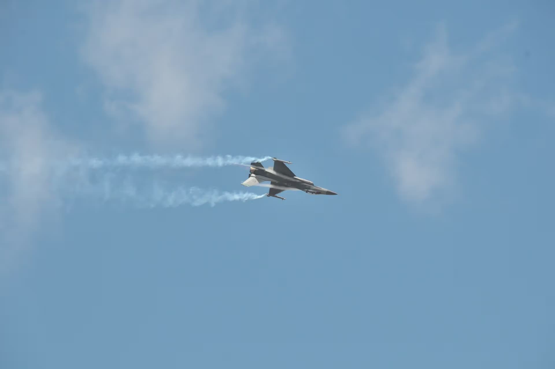 Unidentified — Aircraft