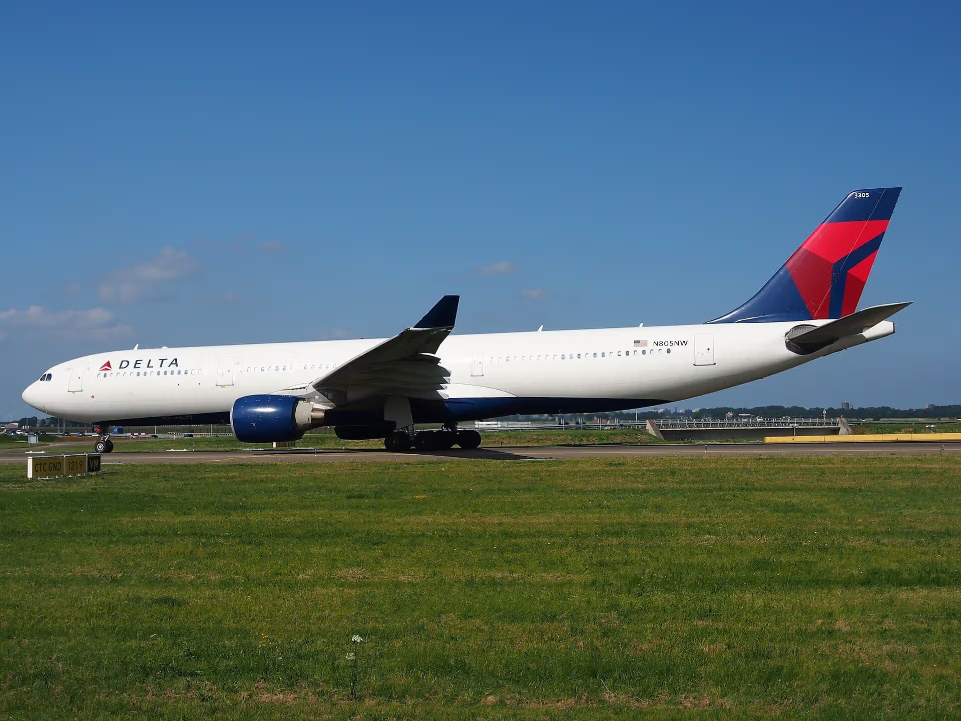 N805NW — Airbus