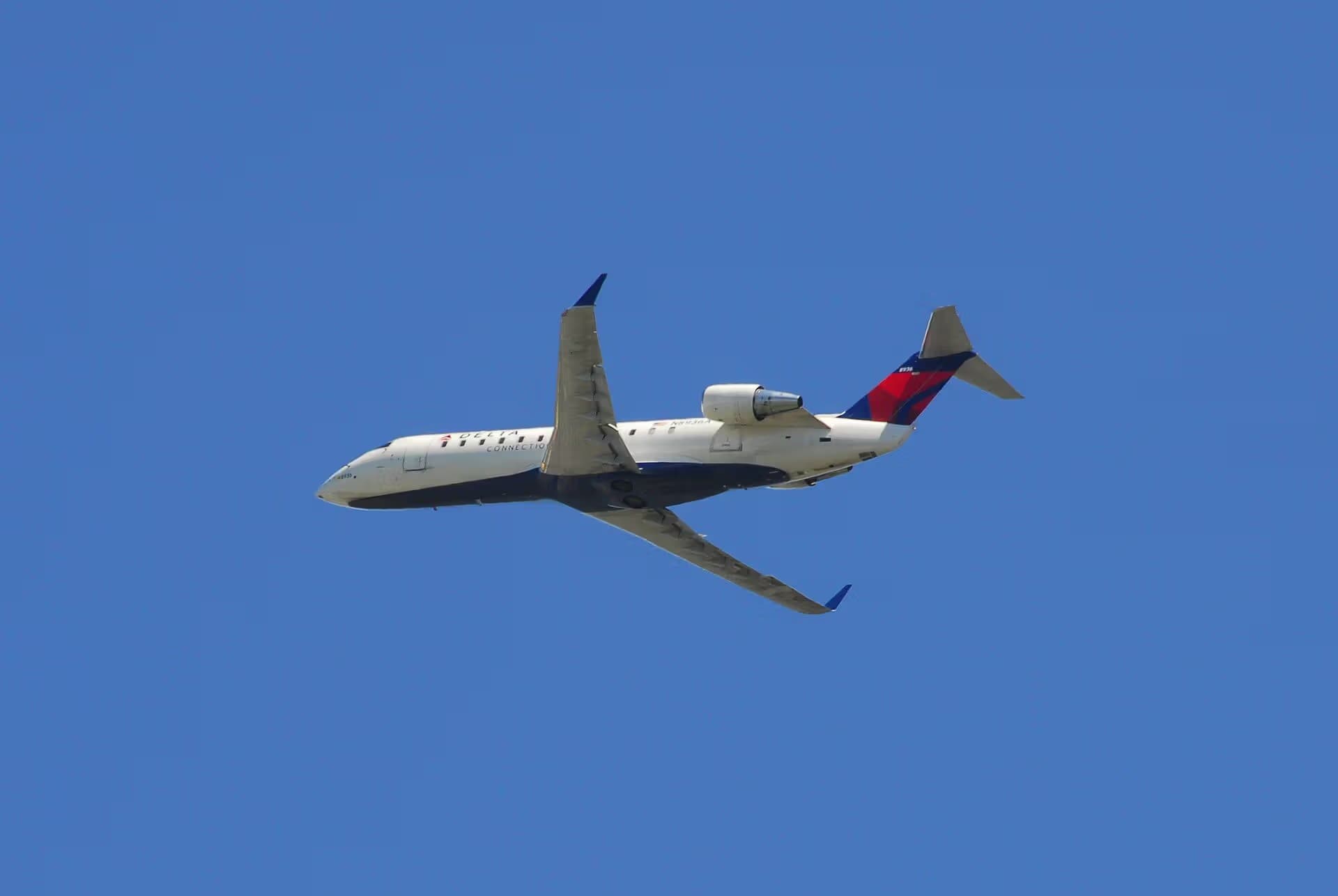 N8936A — Aircraft at Toronto Pearson International Airport