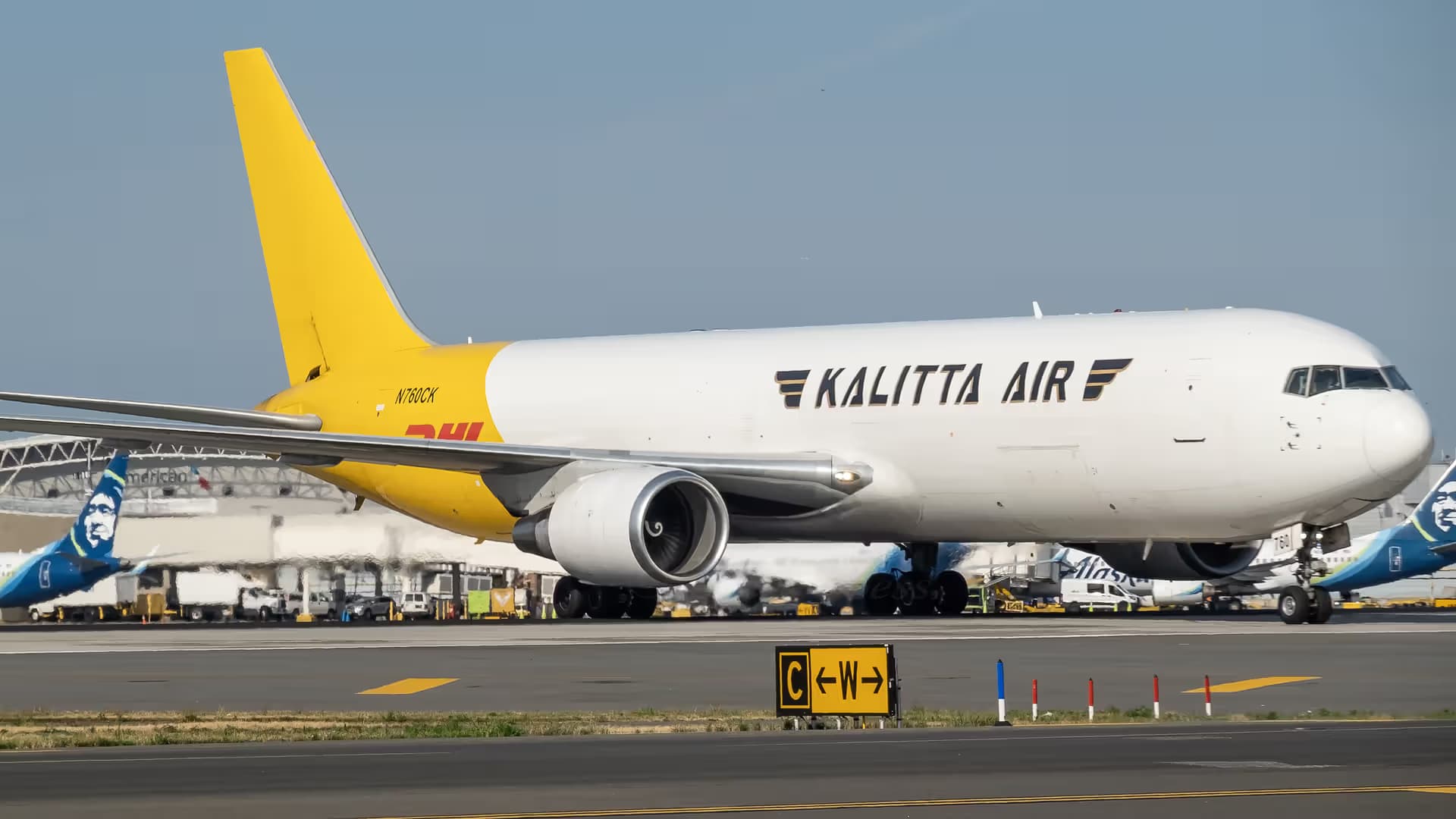 N760CK — Twin-engine aircraft