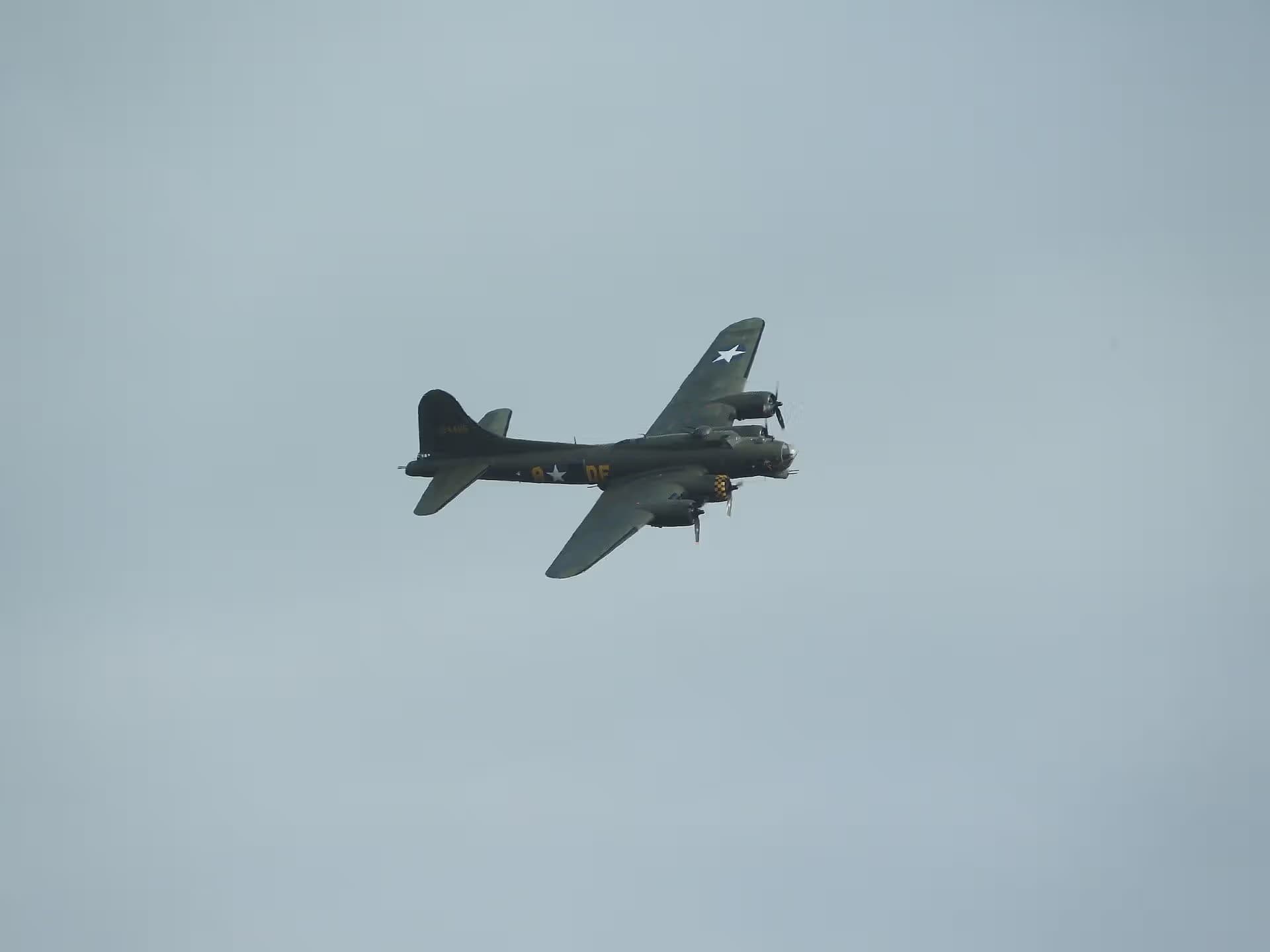 Unidentified — Aircraft