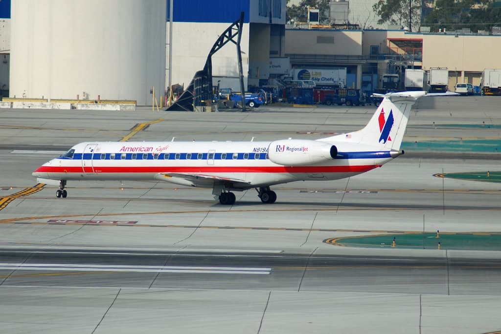 N819AE — Embraer