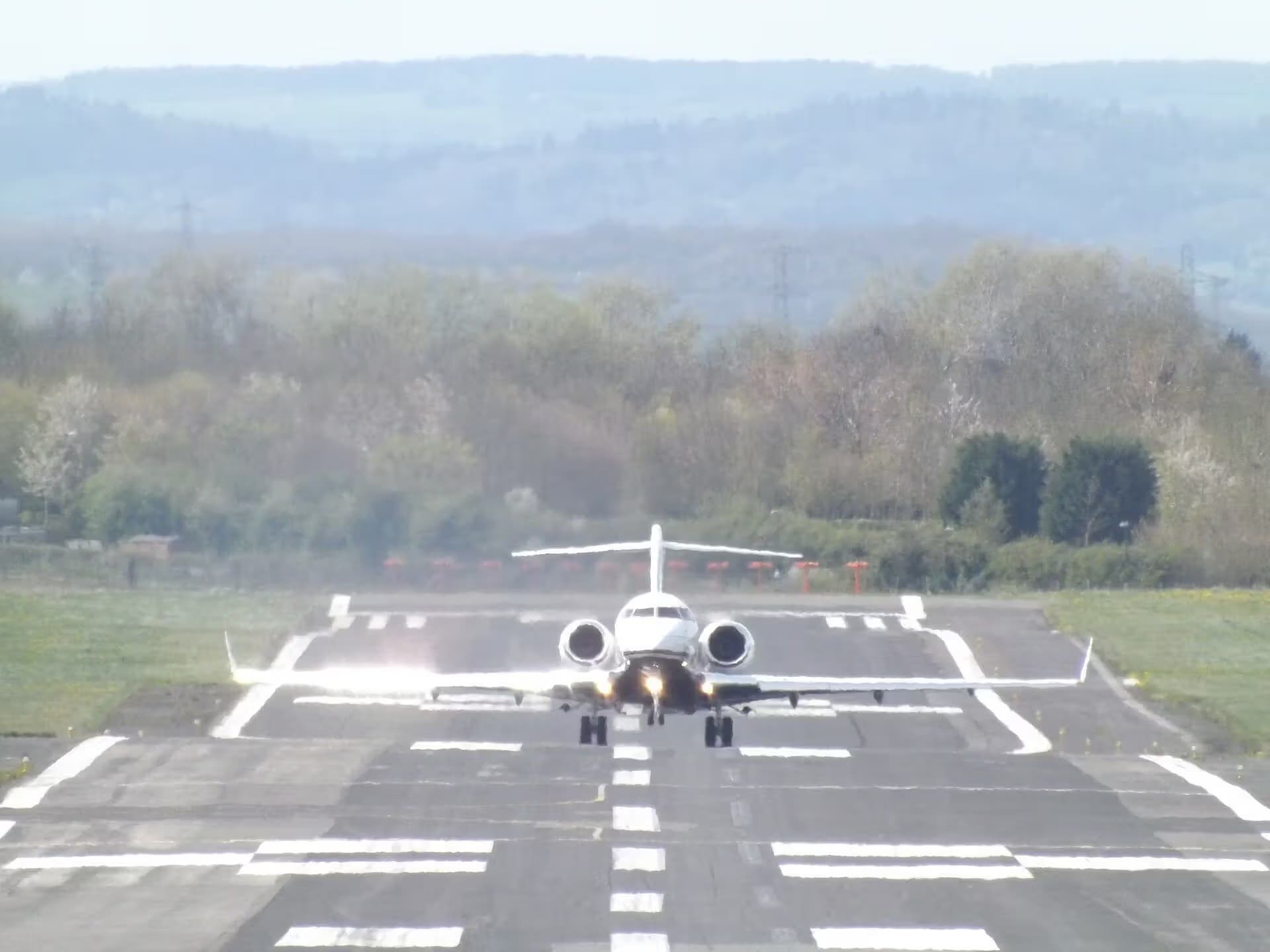 N360LA — Business jet
