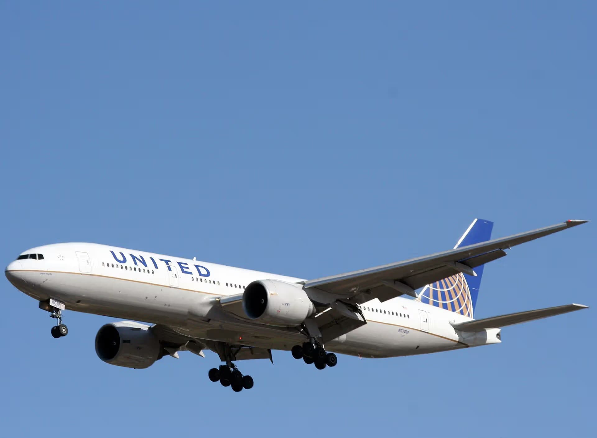 N77019 — Boeing