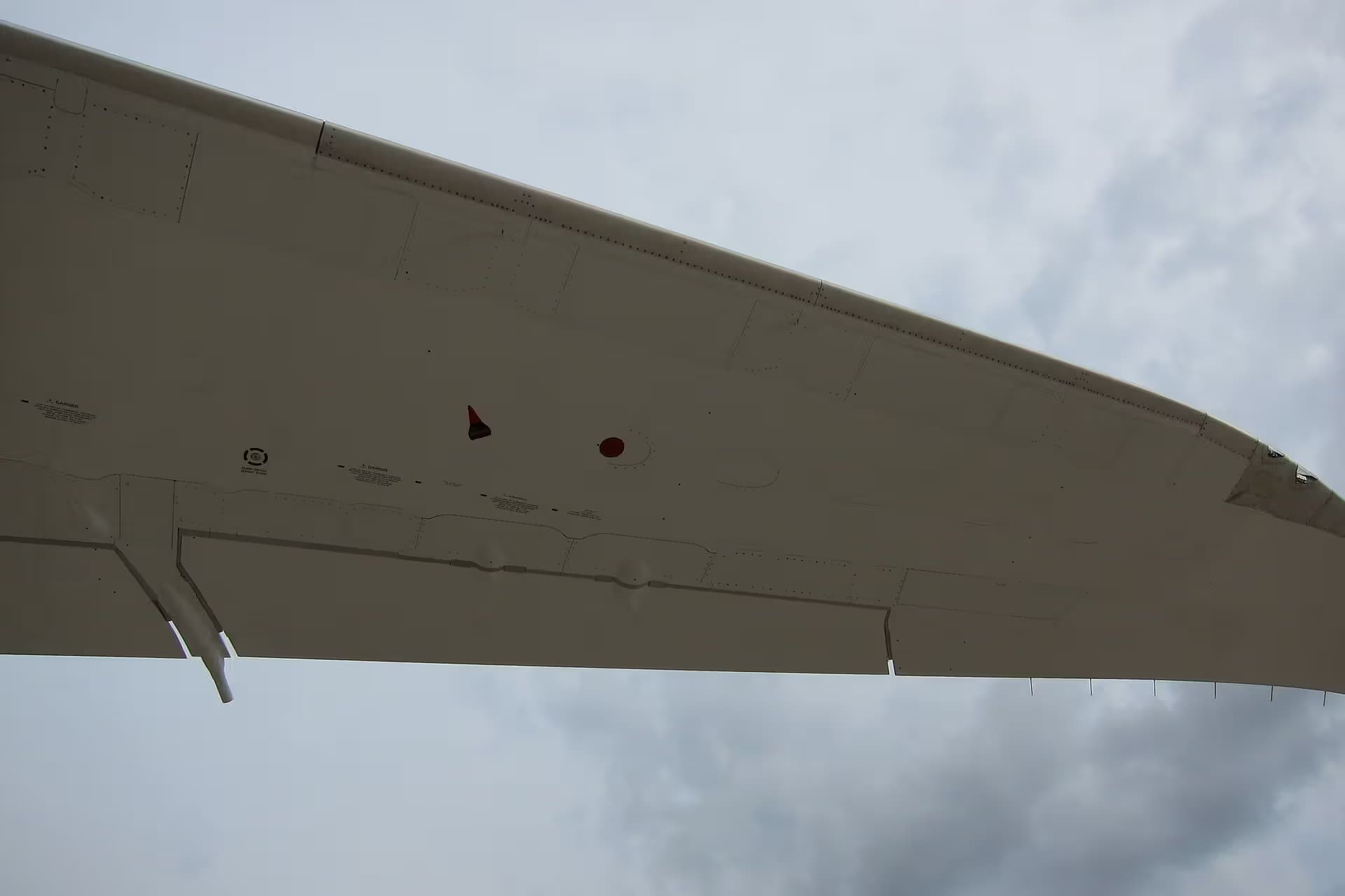 Unidentified — Aircraft