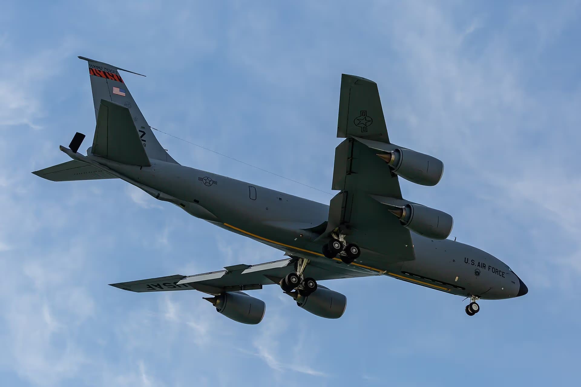 Unidentified — Aircraft