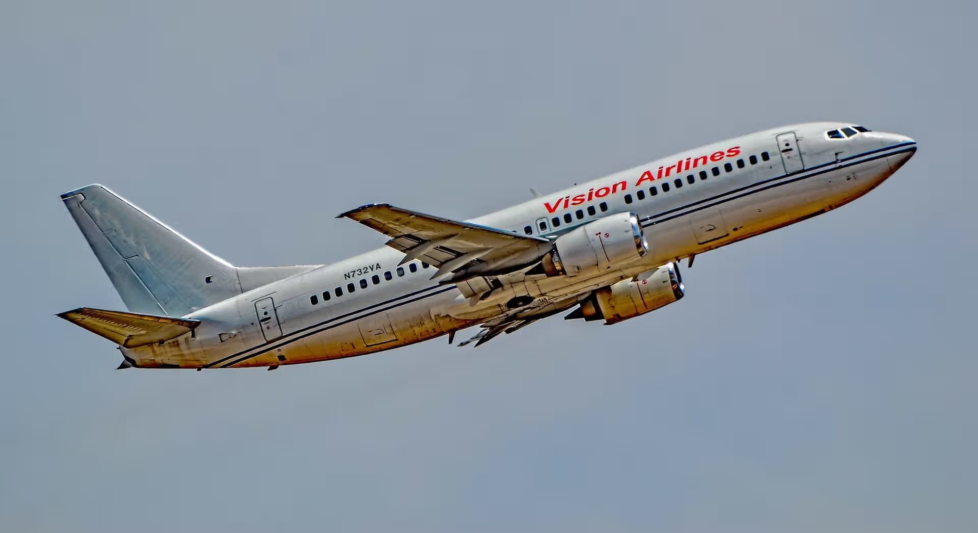 N732VA — Twin-engine aircraft