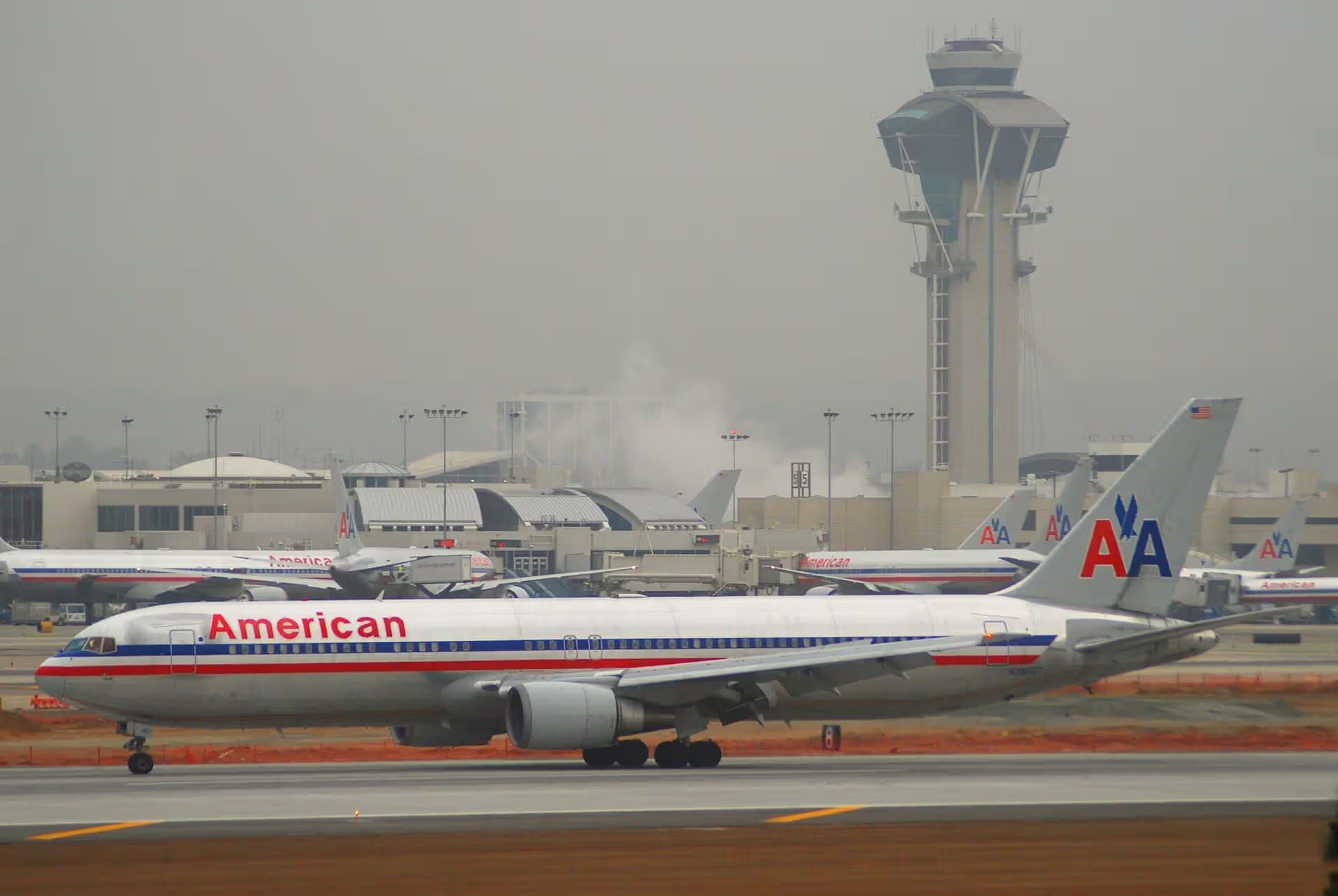 N39367 — Twin-engine aircraft