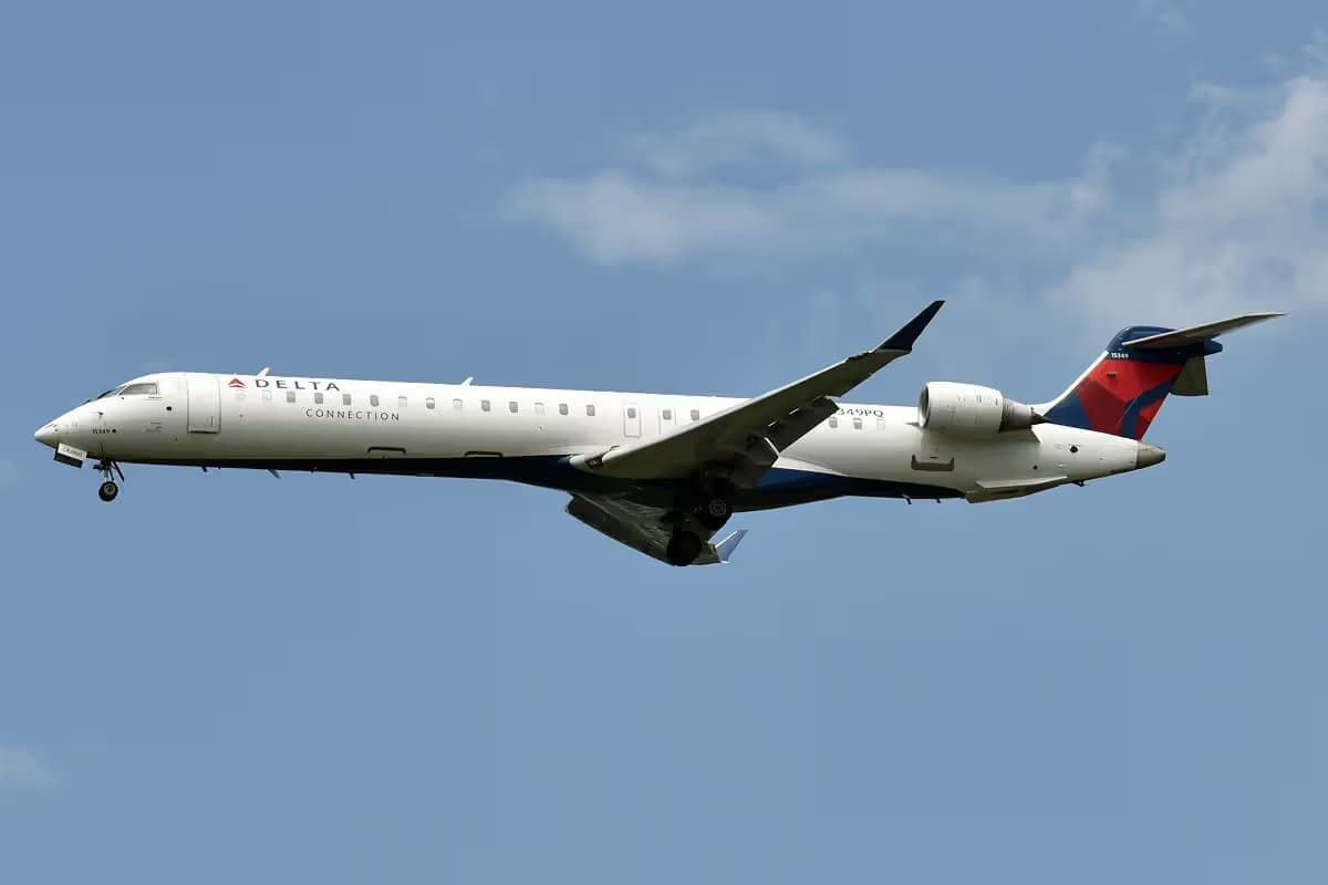 N349PQ — Bombardier