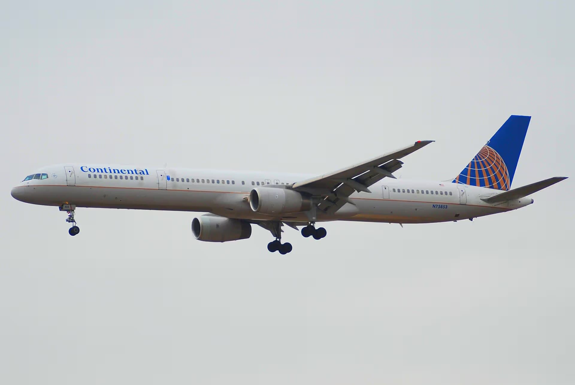N75853 — Boeing