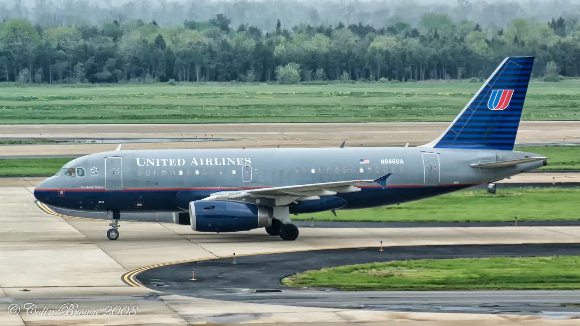 N846UA — Airbus
