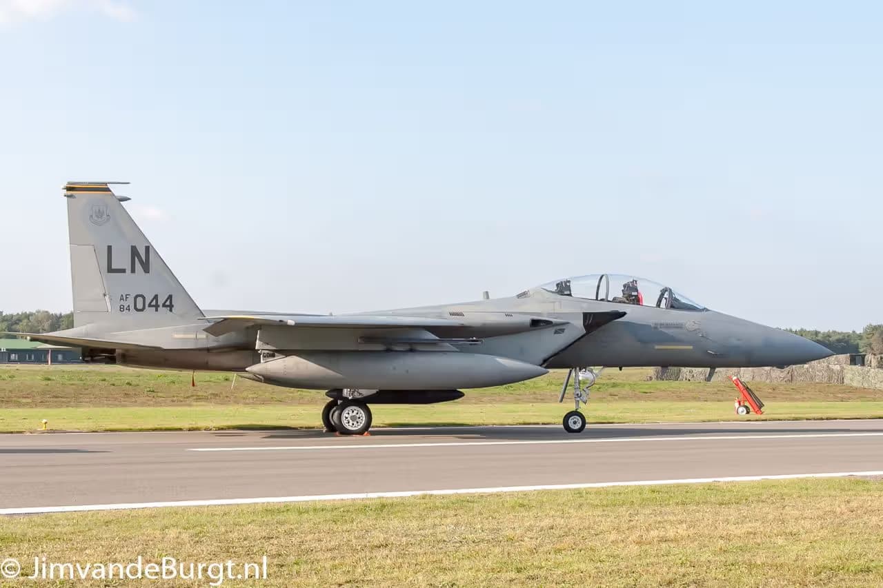 Unidentified — Aircraft