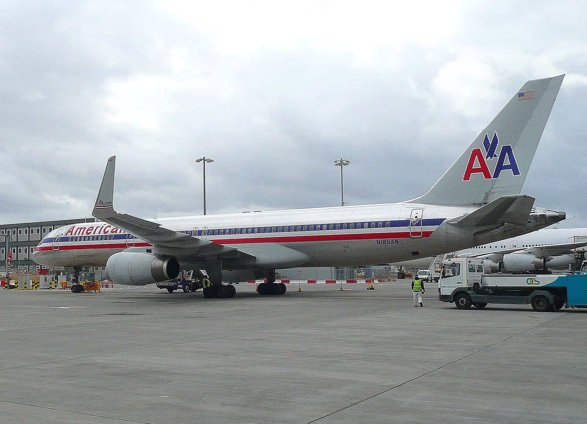 N189AN — Boeing