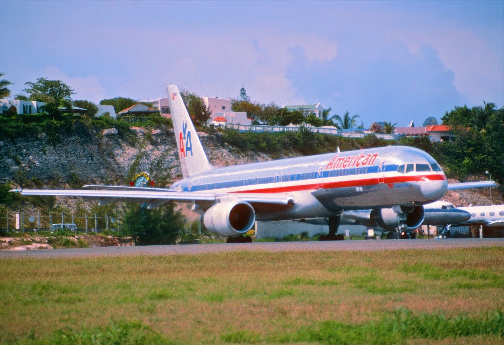 N658AA — Boeing