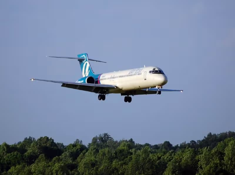 N929AT — Aircraft