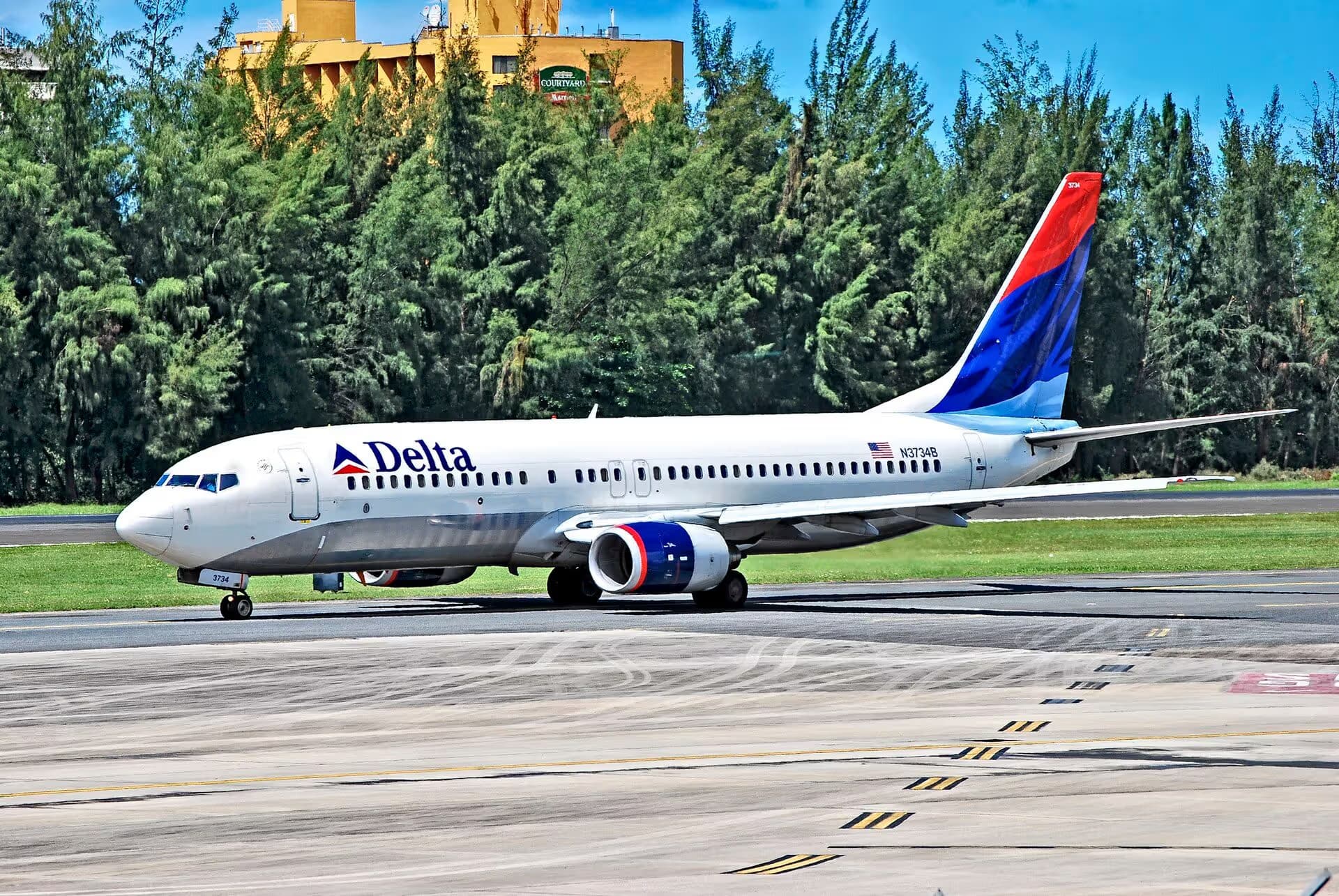 N3734B — Boeing