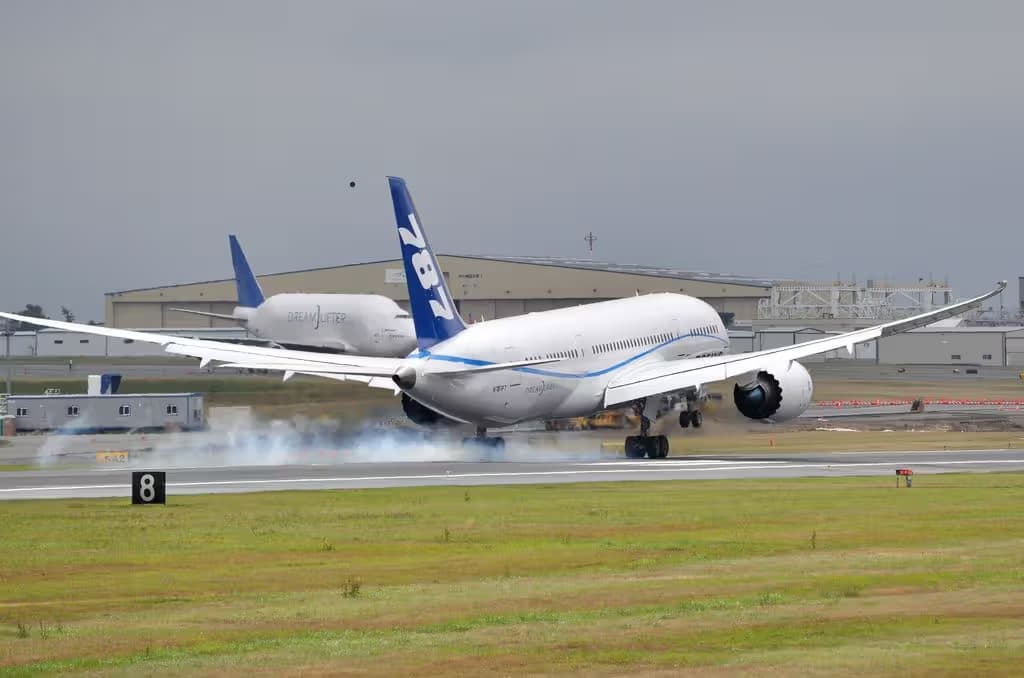 N787FT — Boeing