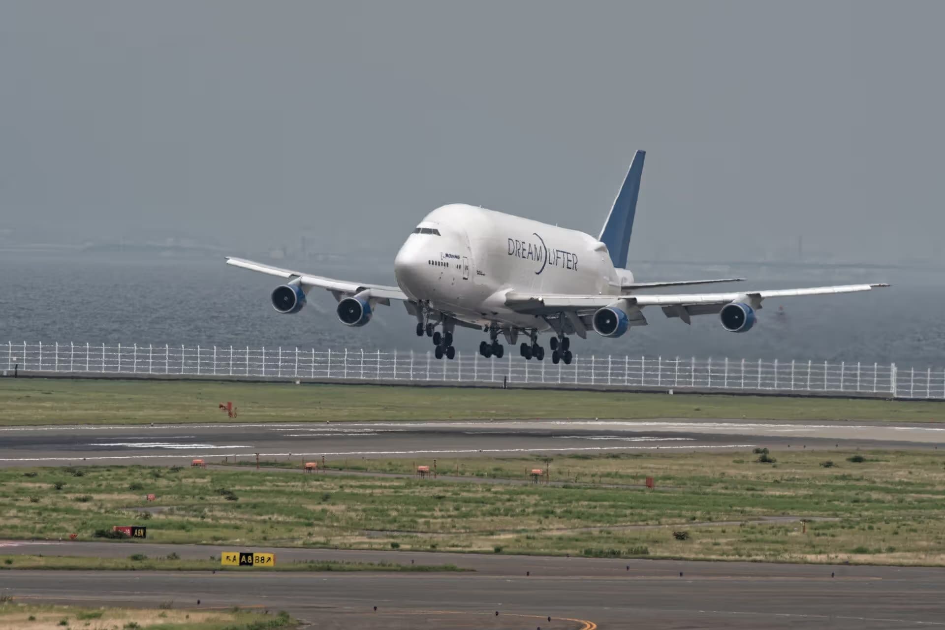 N718BA — Boeing at Las Vegas Airport