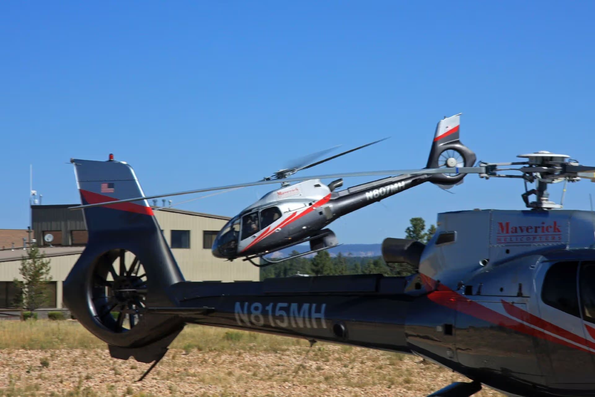 N807MH — Helicopter