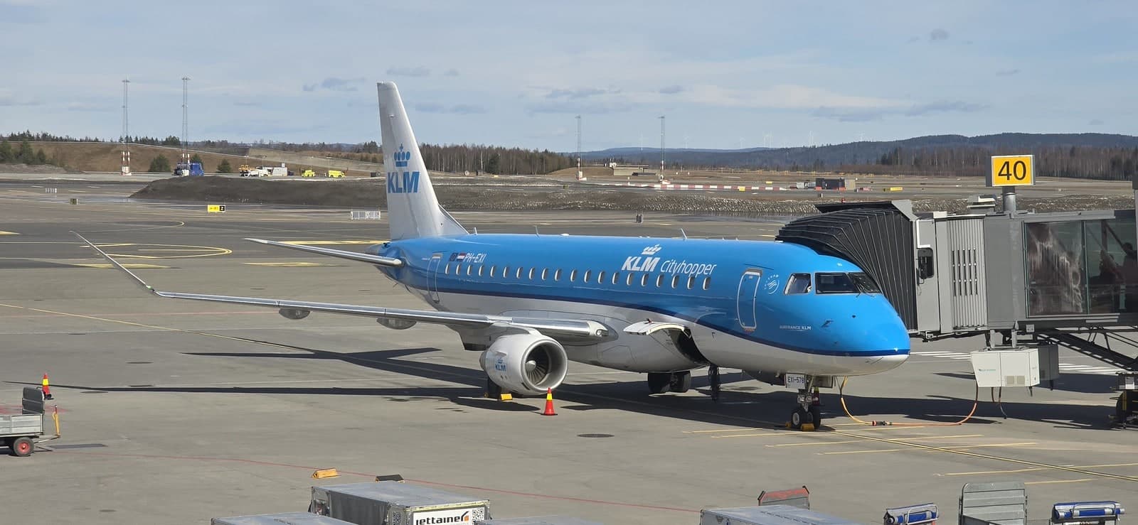 PH-EXI — Embraer