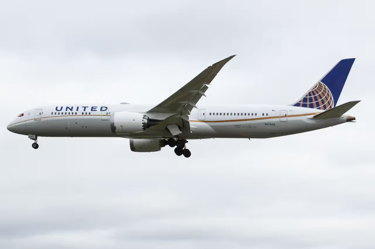 N27958 — Boeing