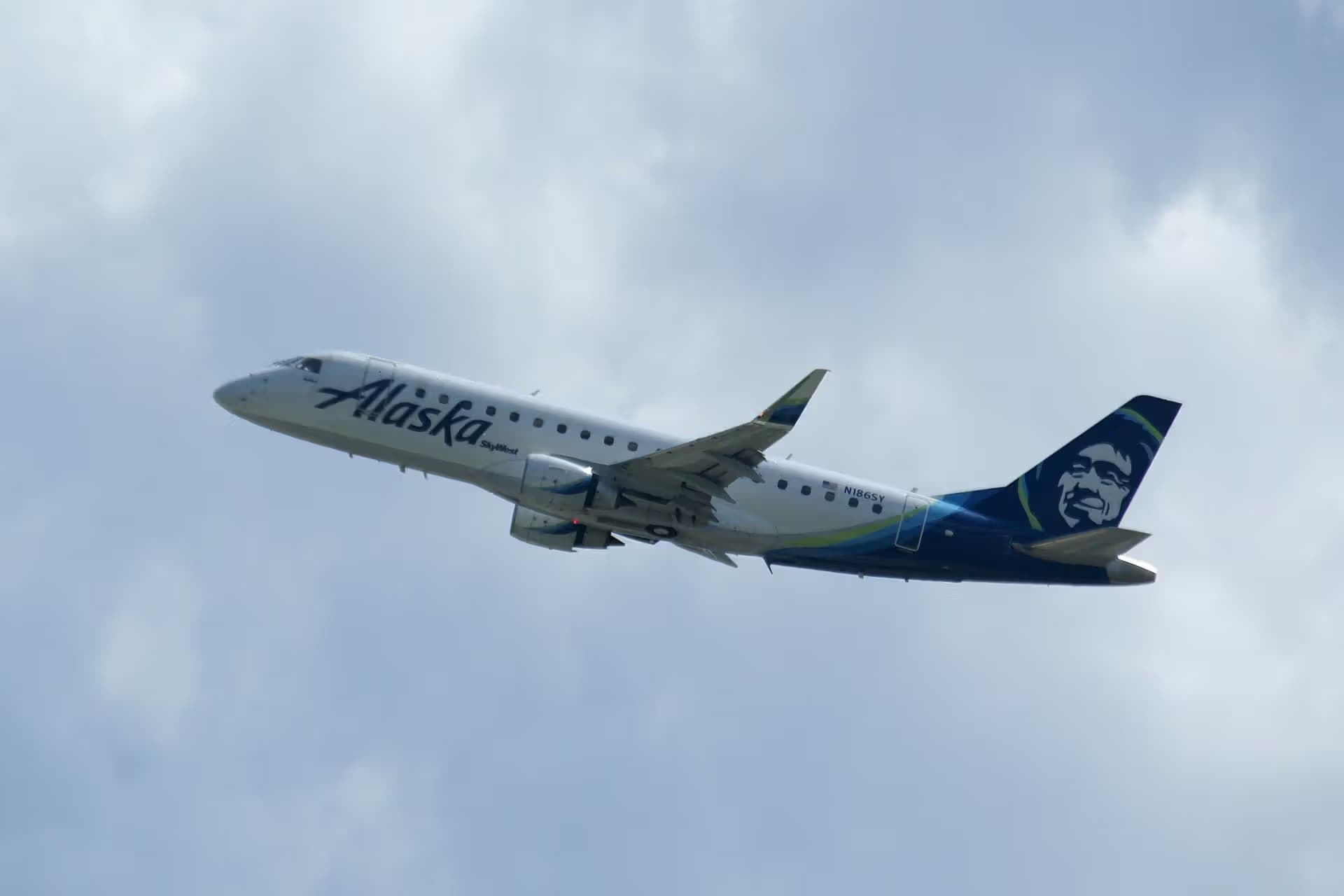 N186SY — Embraer