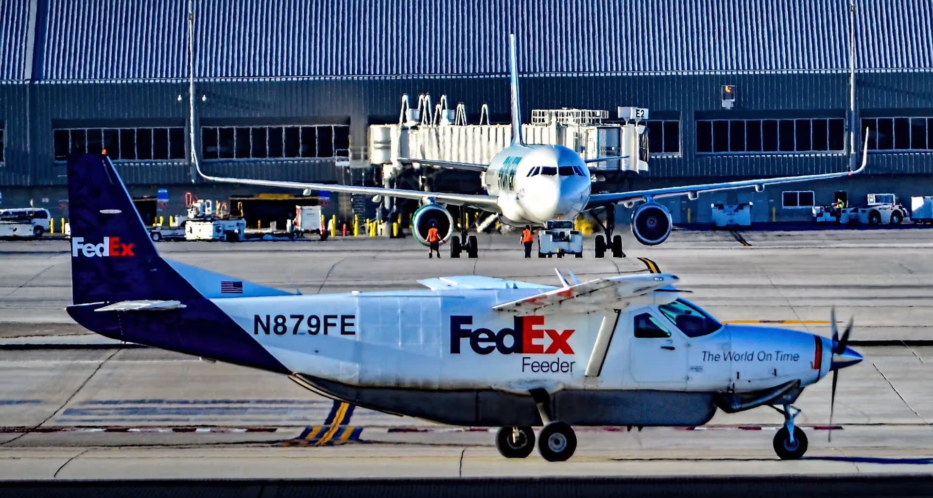 N879FE — Cessna