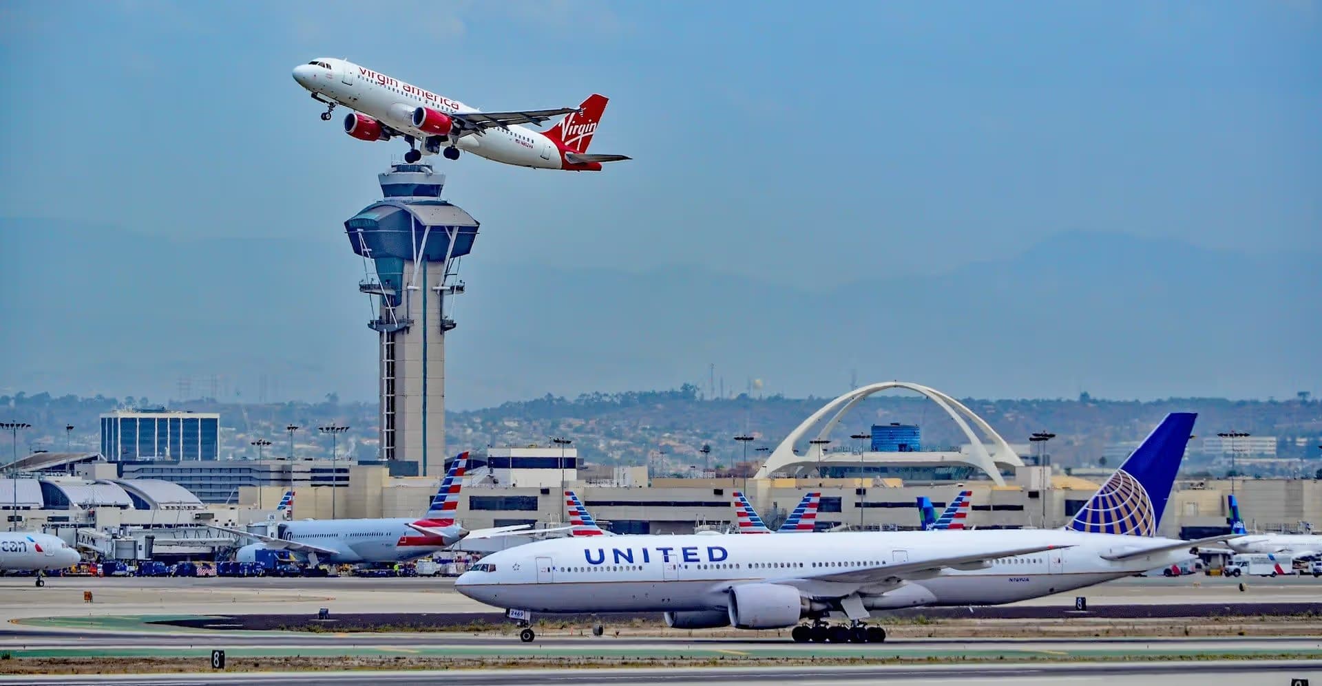 N769UA — Boeing