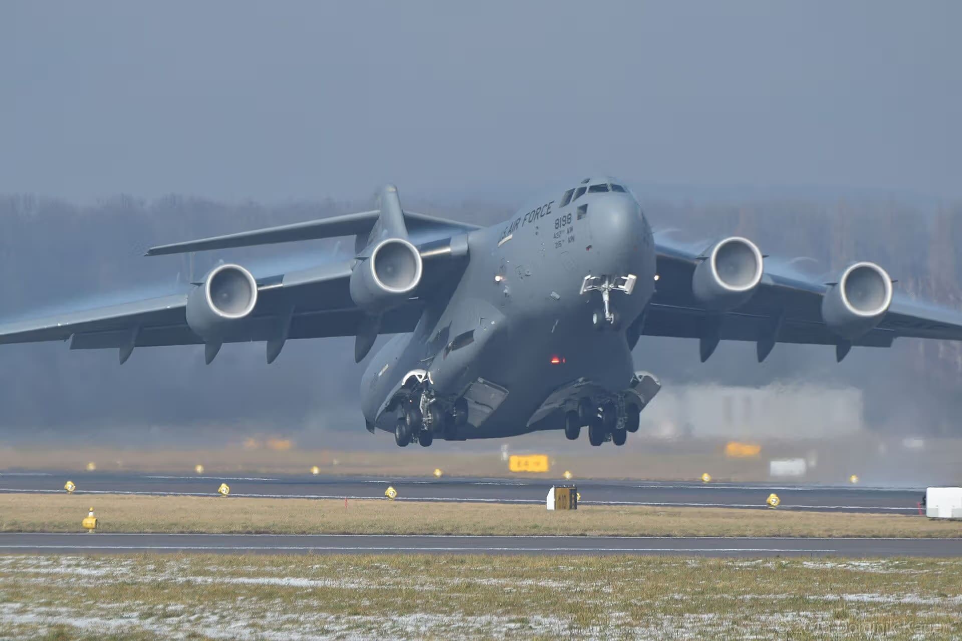 Unidentified — Boeing