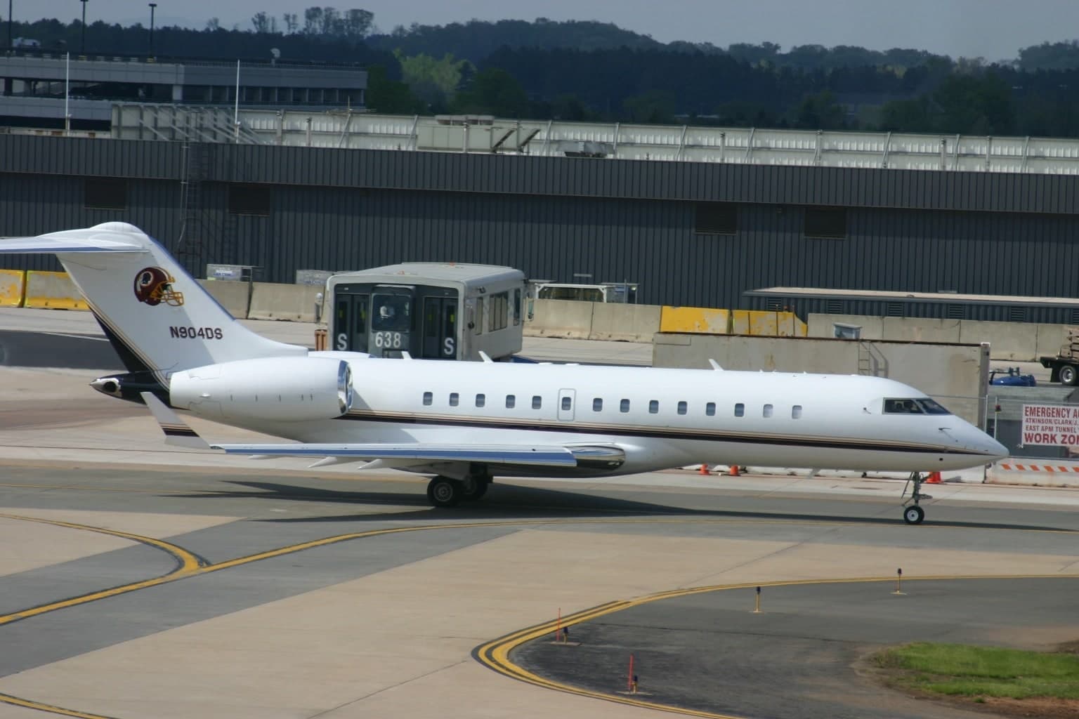 N904DS — Business jet