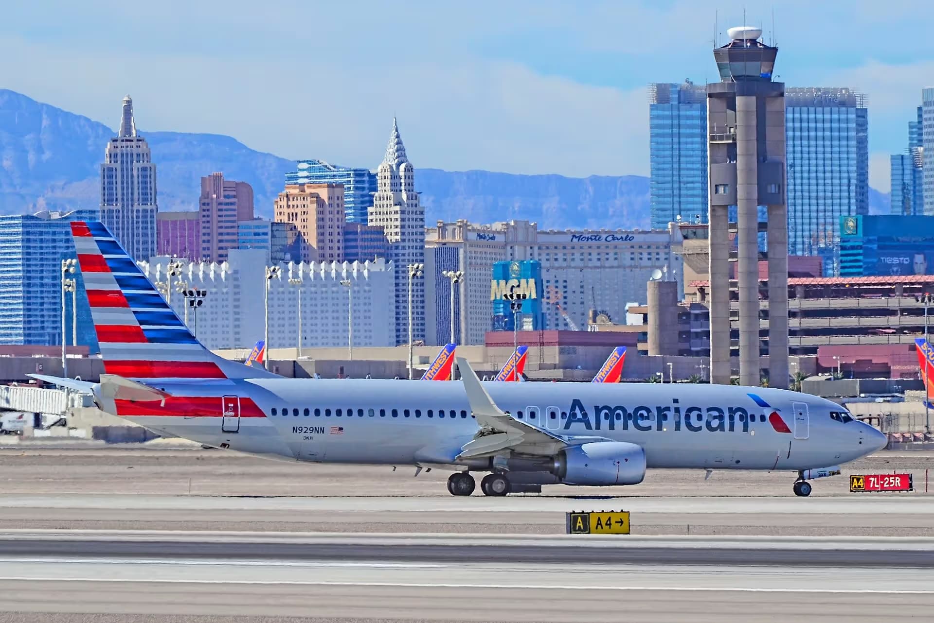N929NN — Boeing