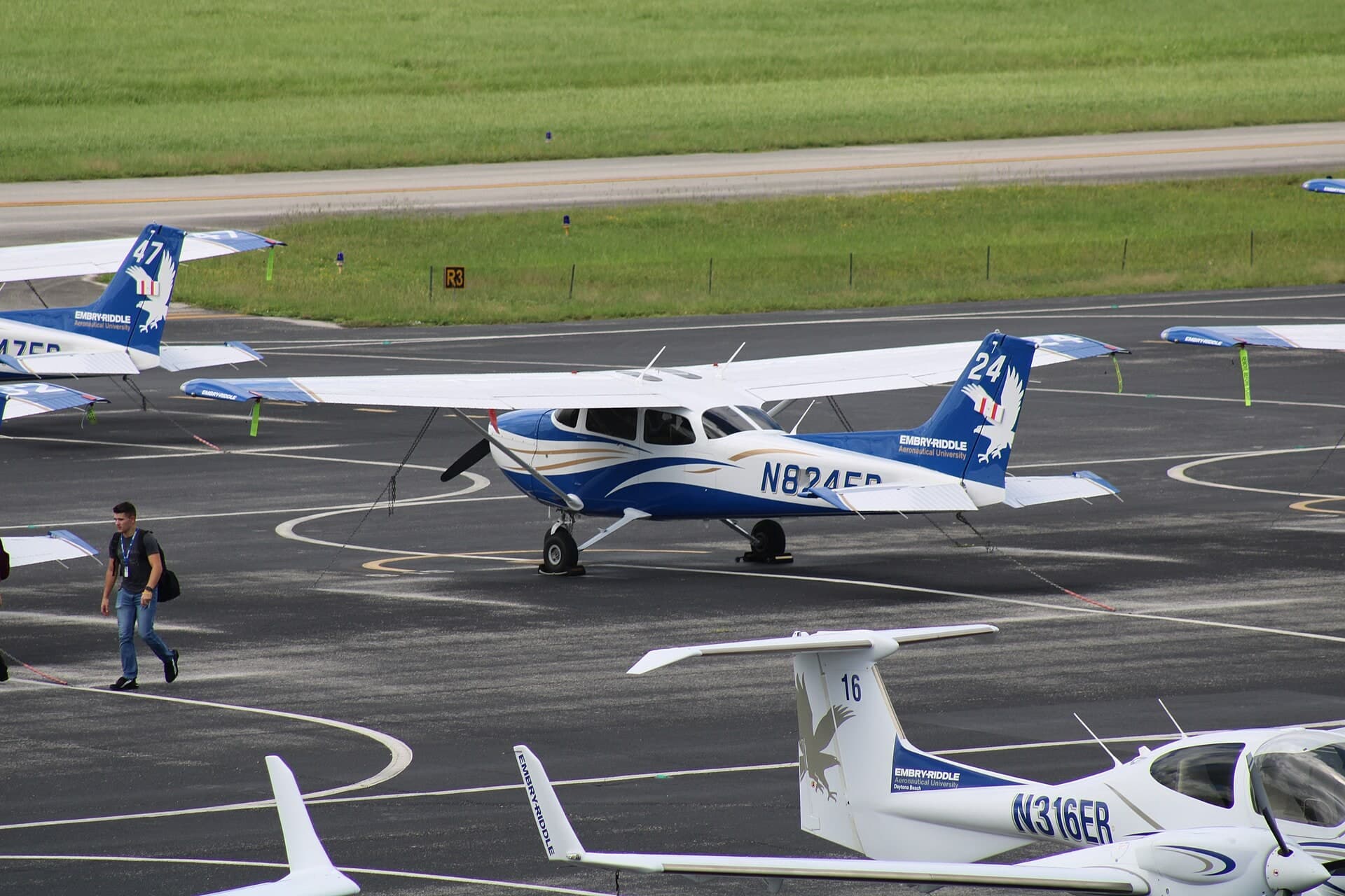 N824ER — Aircraft