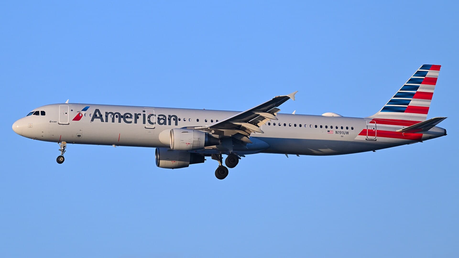 N191UW — Airbus